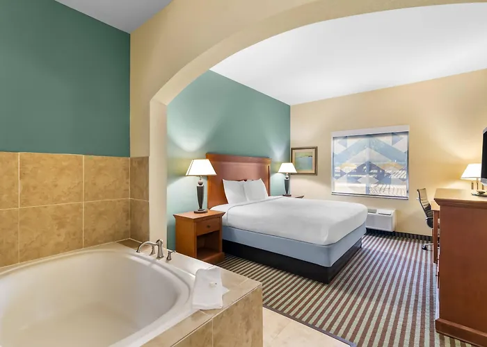 Quality Inn & Suites - Marlin